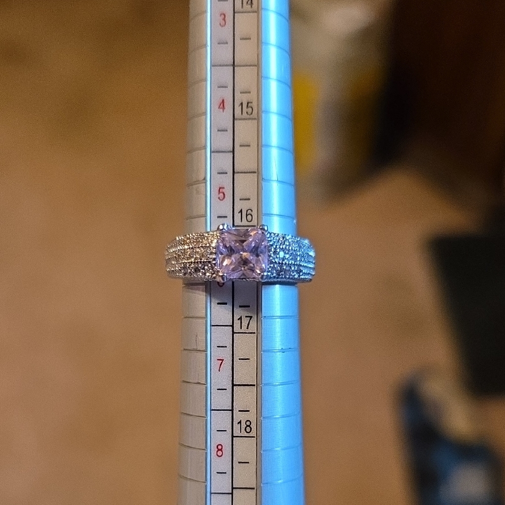 Source Unknown Silver and Lavender Gemstone Ring